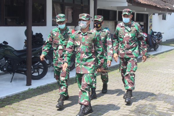 Dandim Sukoharjo Tinjau Dapur Lapngan Sinergitas TNI & Polri