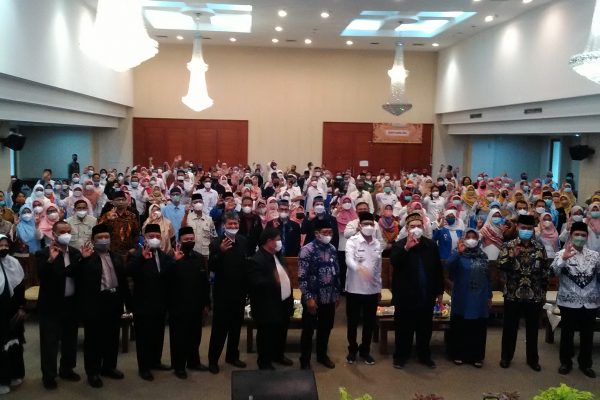 Realisasikan Janji Kampanye, Imam akan Tingkatkan Insentif Guru Honorer