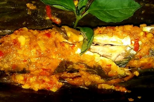 Pepes Pindang Kemangi Lezat