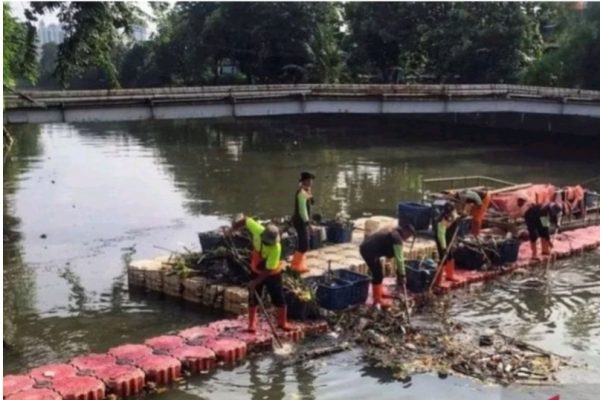 Hari Peduli Sampah Nasional, Anies Minta Warganya Manfaatkan Residu