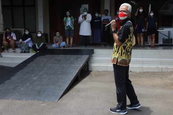 Ganjar Pranowo Siapkan Tempat Isoter Covid-19