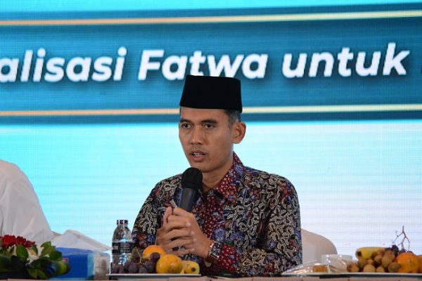 Kasus Omicron Meningkat, MUI Minta Sholat Digelar dengan Prokes Ketat