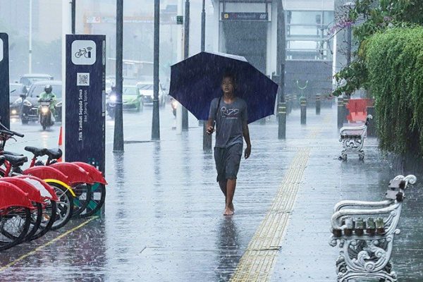 Waspada, Hari Ini Sebagian Wilayah Jakarta Berpotensi Hujan Disertai Angin Kencang