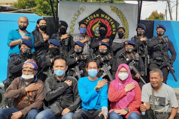 KUNJUNGAN BRIMOB KE KANTOR PERSATUAN WARTAWAN INDONESIA (Kota Depok)