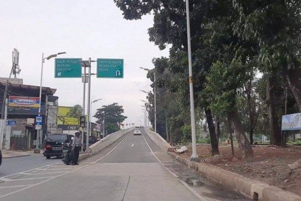 Putar Balik Mendadak, 2 Motor Tabrakan di Fly Over Tapal Kuda Lenteng Agung
