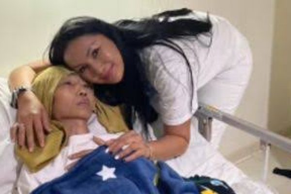 Ibunda Kalina Oktarani Meninggal Dunia