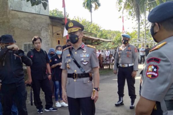 Kepolisian Republik Indonesia Laksanakan Ziarah ke Makam Jenderal Pur. Polisi Hoegeng Imam Santoso