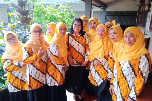 Posyandu Kasih Ibu Satu RW01 Jatijajar Kota Depok Rutin Laksanakan Penimbangan Balita