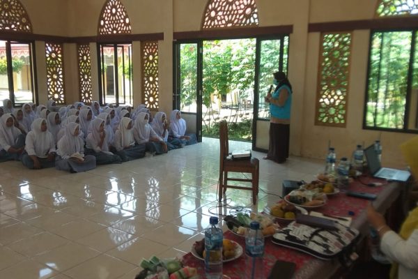 KUA Ciseeng dan Balai KB BKKBN Bekali Remaja Pelatihan Pranikah