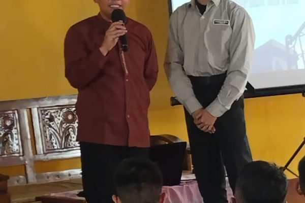 Pesantren Modern Primago Gelar Motivasi tentang Birrul Walidain dan Keutamaannya Bersama Pimpinan Pesantren