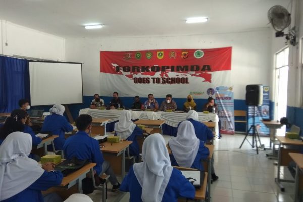 Forkopimda Goes To School di SMKN 1 Kemang Ajak Siswa Hindari Narkoba
