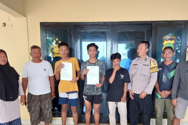 Bhabinkamtibmas Pulau Kelapa Berhasil Mediasi Perkelahian Remaja di SMAN 69 Jakarta Pulau Pramuka