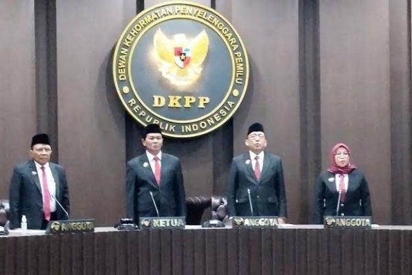 Soroti Putusan DKPP soal Pelanggaran Etik KPU Begini Kata Pakar Hukum