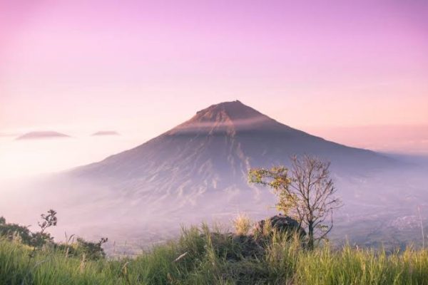 Gunung bergerak seperti awan, Kok Bisa? ini Penjelasannya dalam Al-Qur’an dan Sains