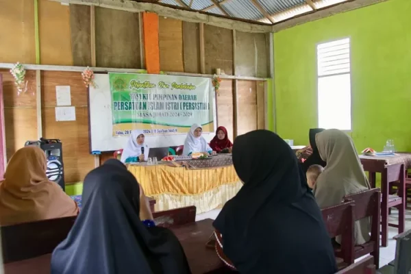 Di Pelantikan Persistri Pasaman Barat, Ketum Persistri Ustazah Lia Sebut Hadirnya Kita Jamiyyah Ini Hanya Mengharap Cinta Ilahi