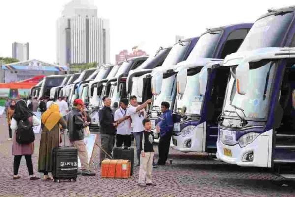Lebaran Masih Jauh, ini Tips Mudik Aman Memakai Angkutan Umum