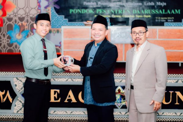 Khutbatul Arsy Pondok Pesantren Darussalam Depok, Hadirkan Motivator Alumni Gontor dalam Membangun Spirit Disiplin dan Bahasa di Lingkungan Pesantren