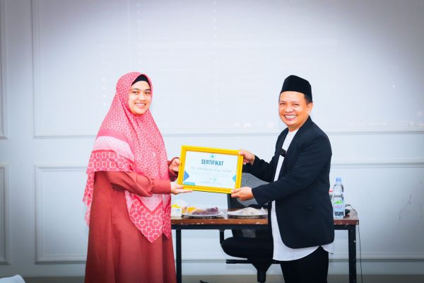 Pacu Santri Kembangkan Bakat Komunikasi, Pondok Pesantren Daru Hasbi Jakarta Selatan adakan Workshop Public Speaking Bersama Motivator Alumni Gontor