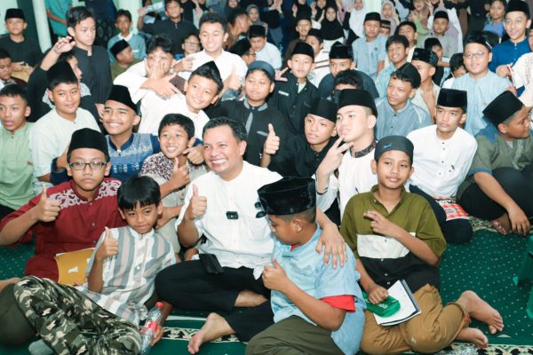 Bangun Karakter Hebat, MTS Plus Asy-Syukriyah Tanggerang Gelar Spiritual Motivation Bersama Motivator Alumni Gontor