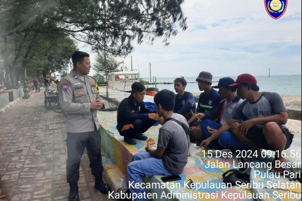 Bhabinkamtibmas Pulau Lancang Ajak Warga Jaga Kedamaian Pasca Pilkada DKI Jakarta 2024