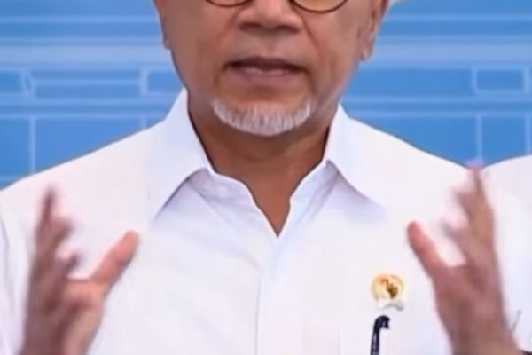 Putus Mata Rantai Distribusi Barang yang Merugikan Produsen dan Konsumen, Prabowo Luncurkan KopDes Merah Putih