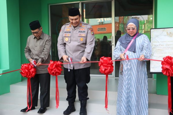 Polres Pelabuhan Tanjung Priok menginisiasi Renovasi Masjid Baitul Muslimin