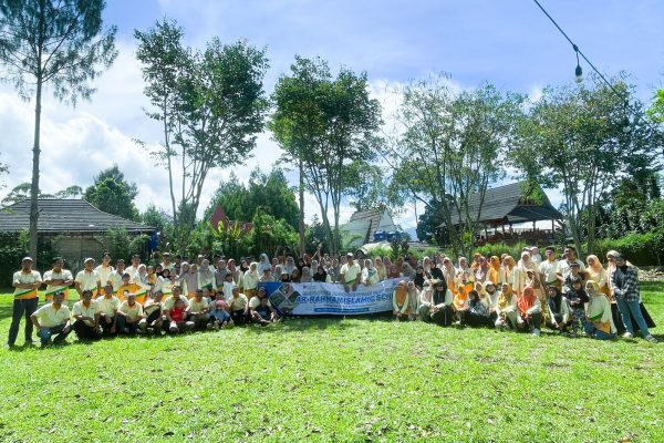 Family Gathering 2025 Ar-Rahman Islamic School Ke Pangalengan Bersama Dirgantara AIA Tour Travel Depok