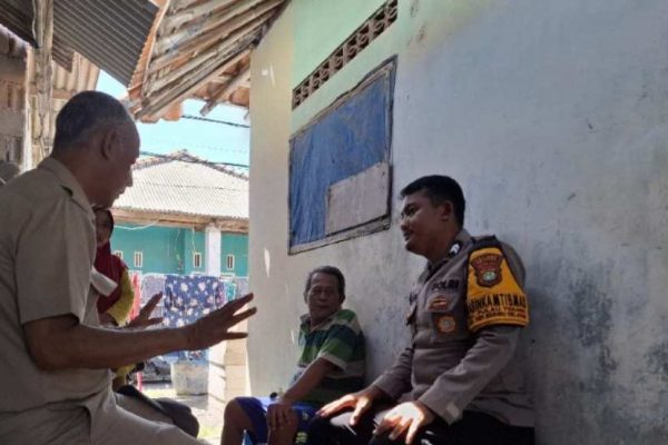 Bhabinkamtibmas Pulau Tidung Ajak Tokoh Masyarakat Perangi Premanisme dan Judi Online