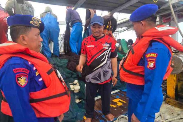 Satpolairud Polres Kepulauan Seribu Patroli Laut, Antisipasi Perompak dan Himbau Keselamatan