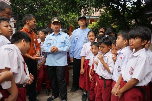 Gercep Respon persoalan Infrastruktur dan Sosial, Walikota Depok, Supian Suri Blusukan ke Cimanggis dan Tapos