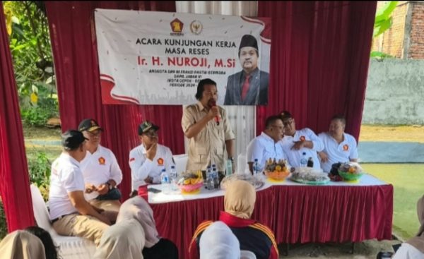 Ir. H. Nuroji. M.Si, Gelar reses di Kecamatan Sawangan, Kota Depok, Sabtu 18/10/2025.(Foto : Istimewa)