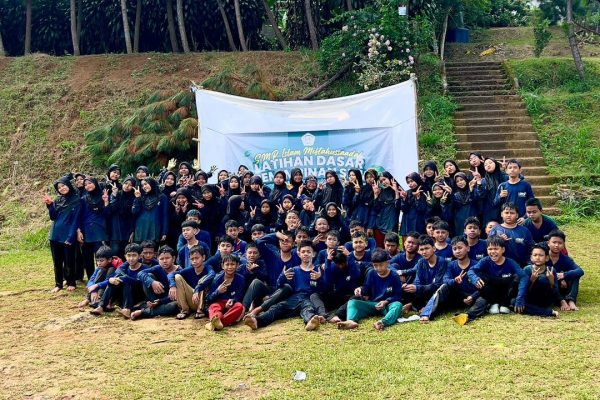 Gelar Kegiatan LDKS, SMP Miftahussa’adah Jakarta Pusat gandeng Dirgantara Outbond Training