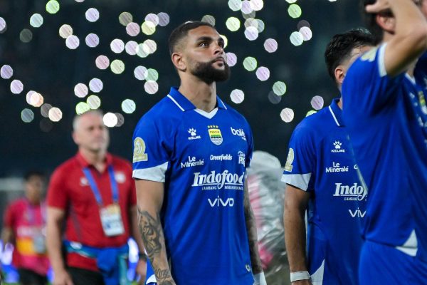 Persib Bandung Tumbang 0-3 di Markas Ratchaburi FC, Debut Layvin Kurzawa Berujung Pahit