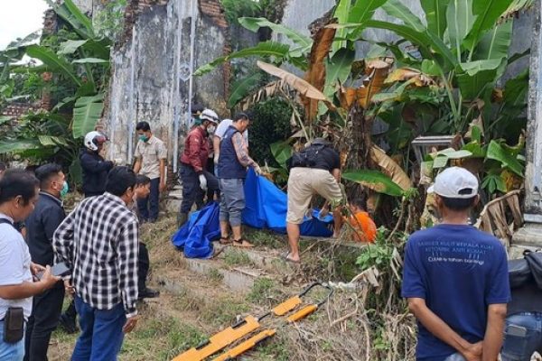 Geger! Penemuan Mayat Ibu dan Anak Asal Nganjuk di Bekas Aspol Jombang, Diduga Korban Pembakaran
