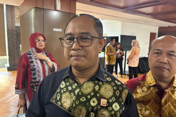 Minat WNA Jadi WNI Melonjak, Pemerintah: Kita Harus Bangga dengan Indonesia Apa Adanya!