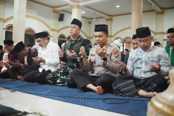 Tarling di Cilodong, Wali Kota Depok Ajak Warga Perkuat Silaturahmi dan Transparansi Program