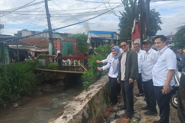 Jembatan Penghubung Depok–Bogor di Jalan Pemuda Rusak, Perbaikan Segera Diusulkan Melalui Anggaran BTT