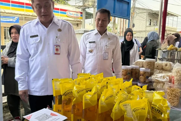 Lurah Rangkapan Jaya Apresiasi Gerakan Pangan Murah, Warga Terbantu Jelang Ramadan