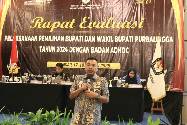 Puspoll Indonesia: Parliamentary Threshold Perlu Dikaji Bersama demi Keseimbangan Sistem Pemilu