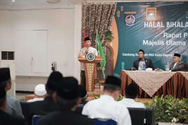 Wali Kota Depok Evaluasi Bimroh, Perkuat Peran Guru Ngaji