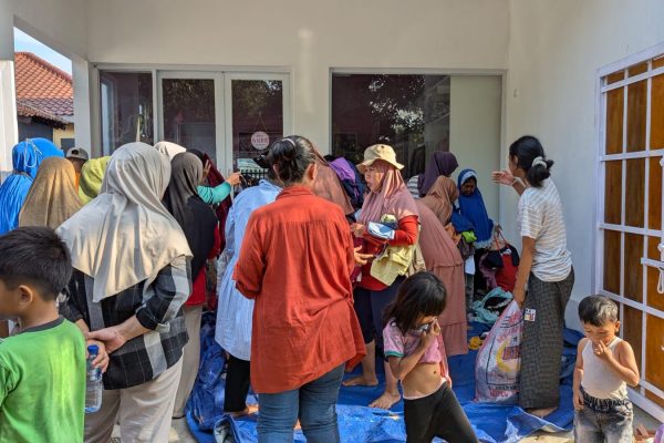 Di Serbu Warga, Bazar Baju Gratis RT 2 Panggulan Memeriahkan HUT Kota Depok ke 27 tahun 2026