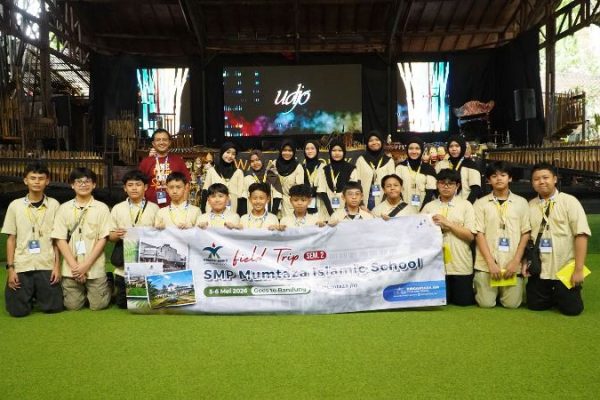 SMP Mumtaza Islamic School Tanggerang Selatan adakan Kegiatan Big FieldTrip ke Bandung 2026 bersama Dirgantara AIA Tour Travel