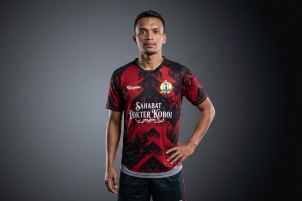 Ferdinand “The Dragon” Sinaga Perkuat Dokter Koboi FC di Wali Kota Makassar Cup 2026