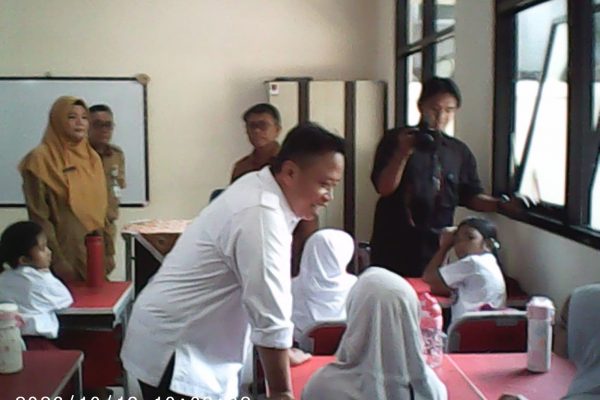 Tinjau Renovasi SDN Depok Baru 8, Supian Suri Dorong Fasilitas Pendidikan Inklusif