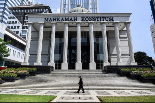 MK Sidang Uji Materi UU IKN: Gugatan Masyarakat Adat Atas Hak Tanah dan Budaya